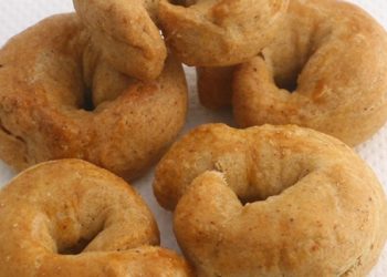 Νηστίσιμα κουλουράκια με πορτοκάλι